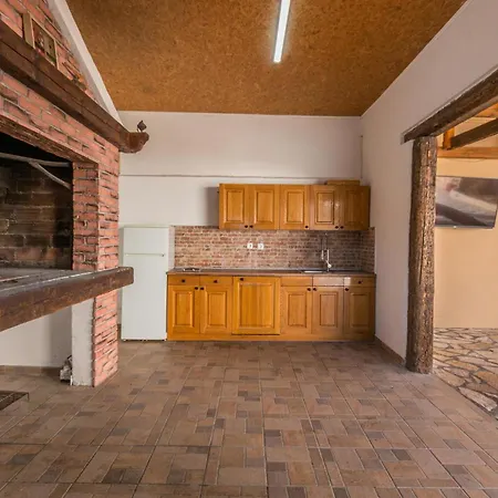 Vikendica Pet Friendly In Miranje