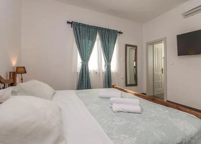 5 Bedroom In Vikendica Miranje