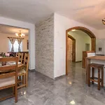 5 Bedroom In Miranje