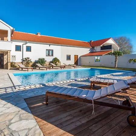 Vakantiehuis 5 Bedroom In