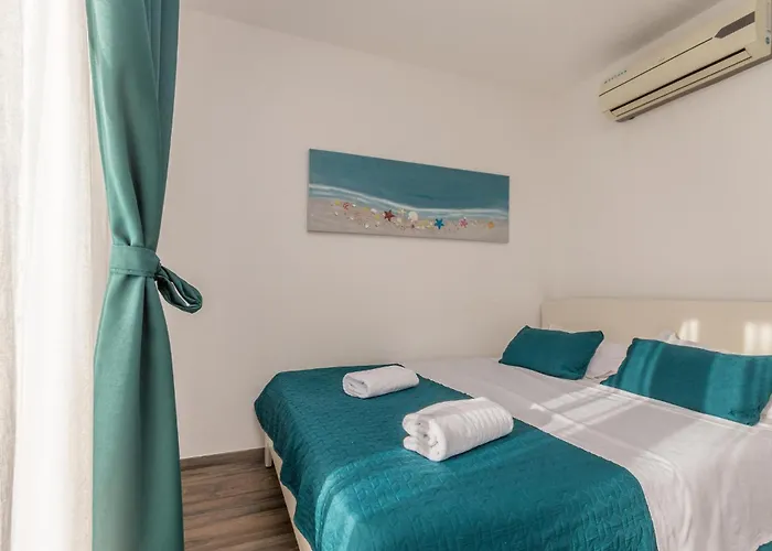 5 Bedroom In Dom wakacyjny *